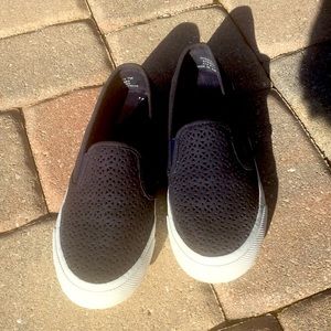 Ladies Dark Blue Sperry Sneakers size 7M